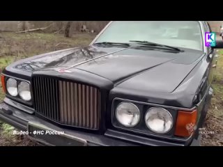 Bentley Turbo R конфисковали у гражданина США крымские таможенники