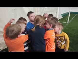 Видео от Чемпионика Горелово КрасноеСело-футбольная школа