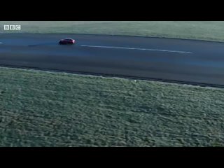 BMW M5 vs Mercedes AMG E63 S  Top Gear Series 26