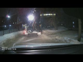 Водитель снегоуборочной машины “без тормозов“