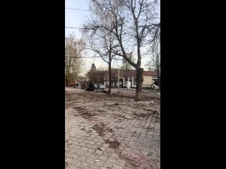 Последствия прилёта по ПВД бандерок в н.п. Белополье Сумской области.
