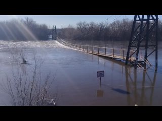 Уровень воды в Тоболе в Кетовском округе Курганской области, где ранее у нескольких сел была преодолена отметка в 10 м, продо