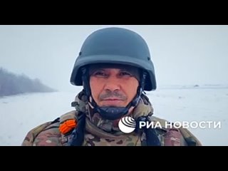 Боец Южной группировки войск с позывным Бабай рассказал, как сумел увернуться от FPV-дрона ВСУ, который летел ему под ноги.