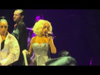Christina Aguilera performs Genie In A Bottle at The Voltaire in Las Vegas on 4/13/24.