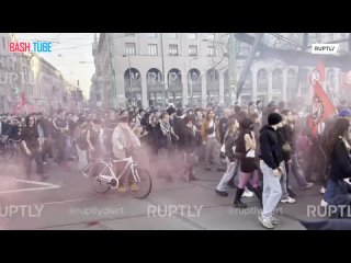 🇮🇹 Многотысячный марш антифашистов прошел в Милане