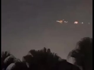 Boeing 747-8 перевозящий боеприпасы и оружие на Украину, загорелся во время полета