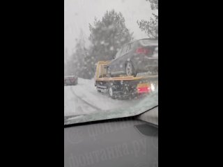 Снег насыпал Петербургу 8 баллов и ДТП