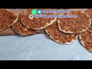 Турецкая пицца-лахмаджун за 5 минут на Северном Кипре