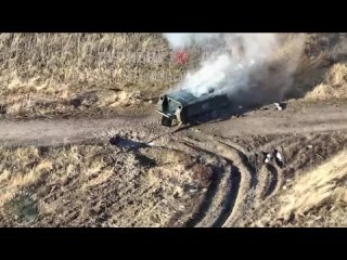 Уничтожение техники врага высокоточными дронами-камикадзе «ВТ-40»