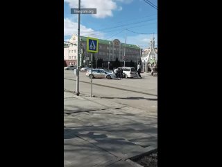 Неуловимый минивэн и бегающие полицейские  странный водитель устроил хоровод с сотрудниками ГИБДД в Альметьевске, которые пытал