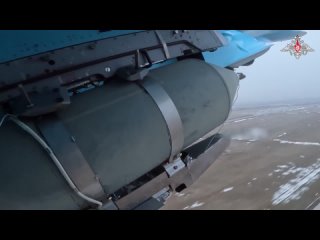 Экипажи самолетов Су 34 нанесли удар по позициям ВСУ на Южно Донецком