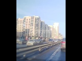 Пьяный 16-летний подросток, пытаясь уйти от полицейской погони, протащил по асфа