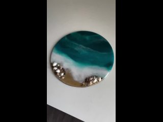 Картина из эпоксидной смолы с морем и ракушками Шторм