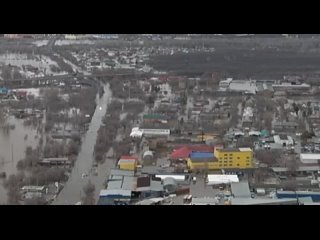 Паводок в Оренбурге. Вид на областной центр с высоты птичьего полета