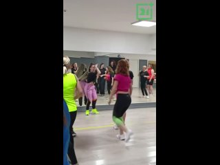 Воспитанницы мурманской школы танцев по зумбе стали участниками Всероссийского фестиваля в Москве