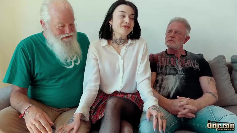 Young Snow De Ville has threesome with old men and she swallows