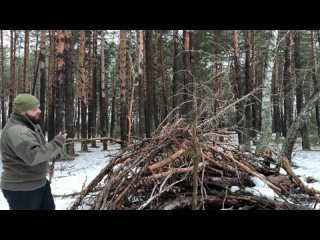 [ВЫЖИВАЛОВО] ВЫЖИТЬ В ЗИМНЕМ ЛЕСУ НЕВОЗМОЖНО !? Ночевка в сугробе, разведение костра, укрытие