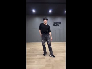 kai x exo 240201 // park gunwook (zerobaseone) has covered mmmh