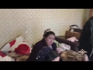 РАБОТАЕТ ОМОН задержание телефонных мошенников оперативная съёмка