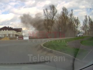 ❗️Момент вчерашнего падения обломков от БПЛА в Шагаровке, в результате чего погибла (https://t.