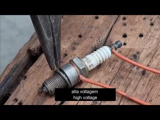 surpreendente técnica de soldar usando velas сварка свечами от двигателя