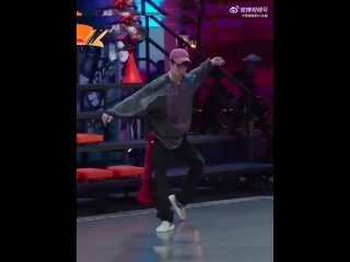 Wang Yibo - Street Dance of China 3