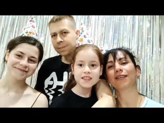 Angelina_friends.mov