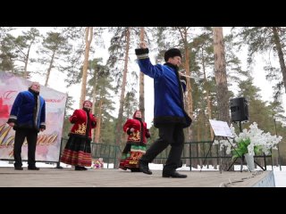 Международный женский день в Кузьминском лесопарке