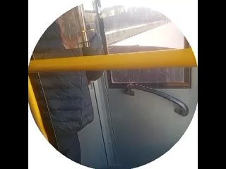 Драка в автобусе в Мариуполе.