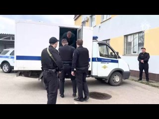 “Приехал забрать порошок, наркотические средства. Там были сотрудники. С моей стороны была стрельба“