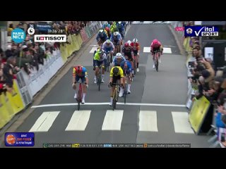 Победный финиш Олафа Коойя на первом этапе гонки “Париж-Ницца“