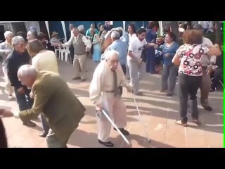 Old man Dancing to Meshuggah