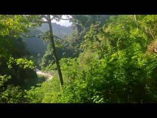 НОВАЯ СТРАНА Удивительные водопады Индонезии. По тропинкам Яванских джунглей. Вулкан Семеру - символ острова Ява