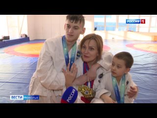 Целую россыпь медалей привезли тхэквондисты Поморья с соревнований в Петербурге