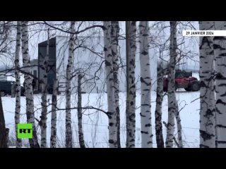 Belgorod: l’armée emporte l’épave de l’avion après le crash