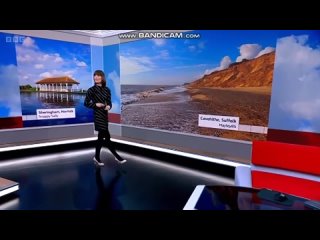 Julie Reinger BBC ONE Look East weather March 25th 2024 HD