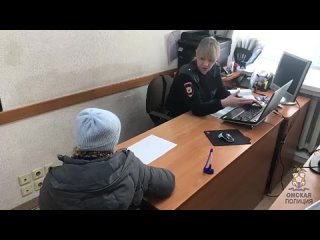 В отделе полиции № 4 возбуждено уголовное дело по факту грабежа, совершенного в отношении 75-летней жительницы Ленинского округа