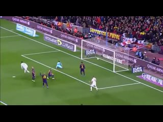 Прошло уже 9 лет с того момента, как Криштиану Роналду забил этот гол в ворота Барселоны.
