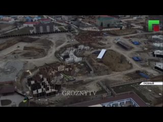 В ходе рабочей поездки в центральной части Грозного, Глава ЧР Рамзан Кадыров ознакомился с ходом строительства работ в районе, н