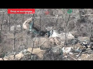 🔥Новые кадры работы дроном-камикадзе ВТ-40 по окопам, блиндажам и зданиям, уничтожая пехоту противника, перед зачисткой штурмов