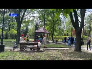 В рамках акции «Сад памяти» в Донецке установили скворечники