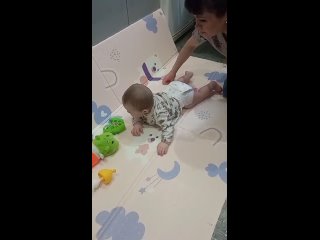 Видео от Детский массажист и спец по моторному онтогенезу