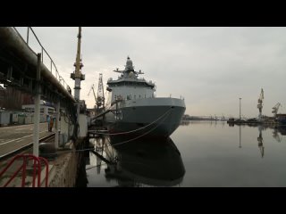 Экипаж патрульного ледокола «Иван Папанин» заселился на корабль