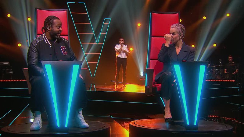 Andrine Berge   Holding Out For A Hero (Bonnie Tyler)   Blind auditions   The Voice Norway 2024 