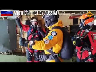 Three Russians Complete First-Ever Skydive from the Stratosphere to the North Pole