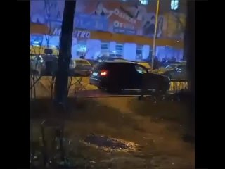 Минувшей ночью в Екатеринбурге произошла массовая драка
