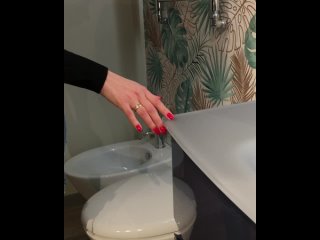 Видео от Премиальная сантехника и мебель для ванной JD
