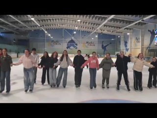 Приключения танцевального коллектива “Карамель“ на ледовой арене!  ️