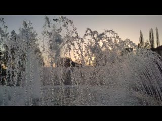 фонтан у телецентра на закате 28 апреля 2024.город уфа