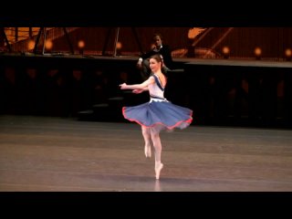 Кристина Кретова. Сцена из балета “Пламя Парижа“